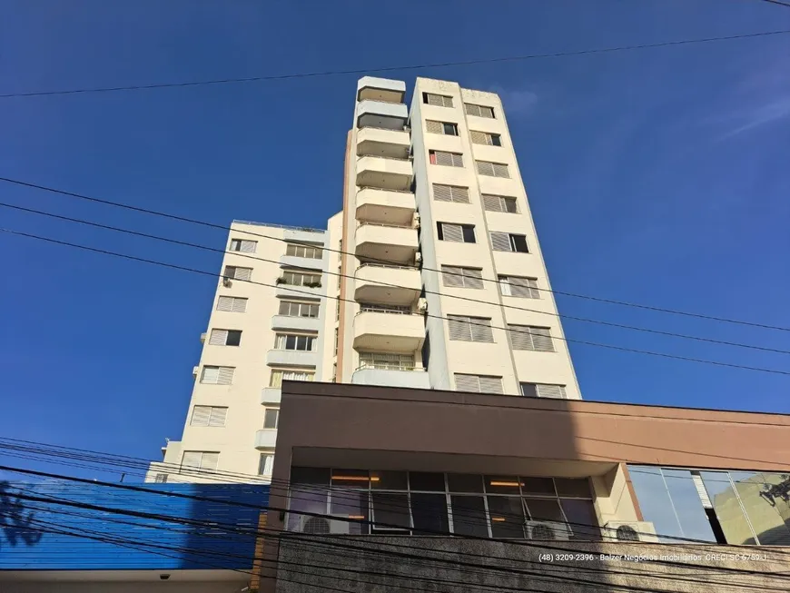 Foto 1 de Apartamento com 3 Quartos à venda, 90m² em Centro, Florianópolis