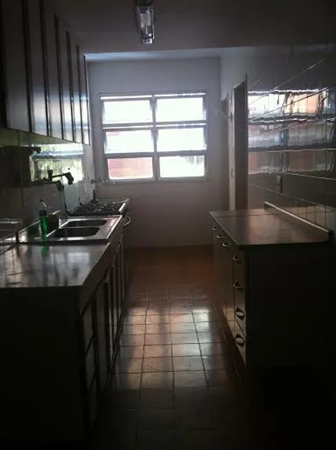 Foto 1 de Apartamento com 3 Quartos à venda, 108m² em Lagoa, Rio de Janeiro