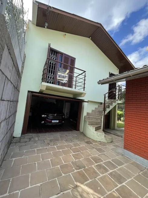 Foto 1 de Casa com 2 Quartos à venda, 173m² em Floresta, Caxias do Sul