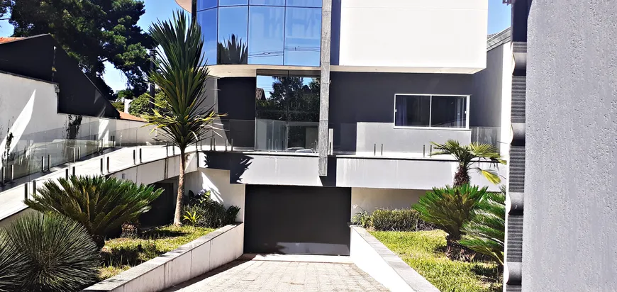 Foto 1 de Casa com 4 Quartos à venda, 751m² em Jardim Social, Curitiba