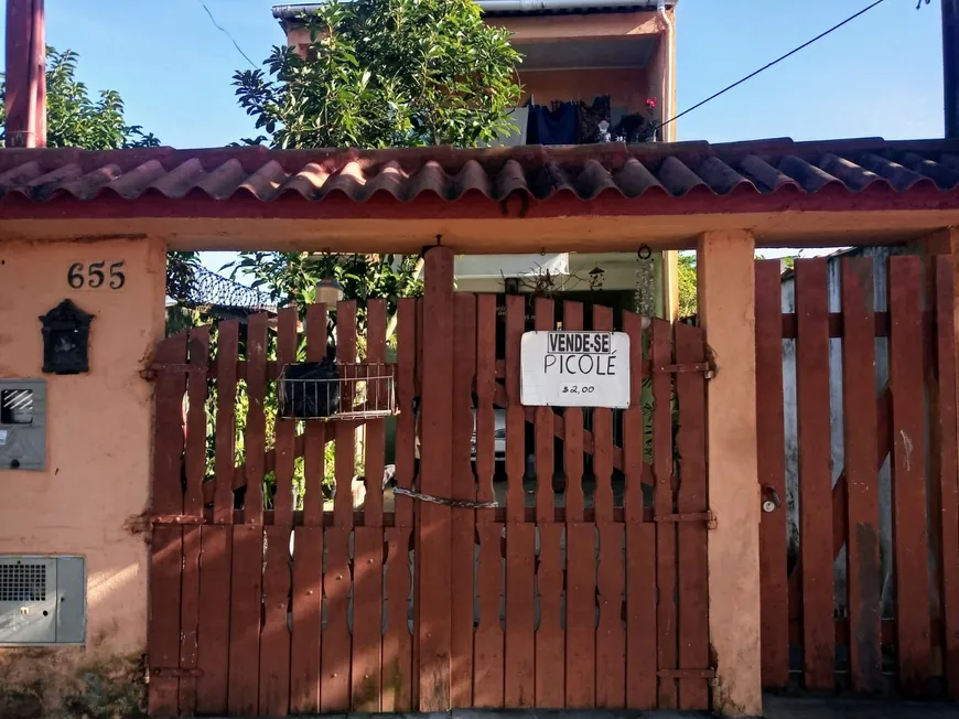 Foto 1 de Sobrado com 3 Quartos à venda, 70m² em Centro, Mongaguá