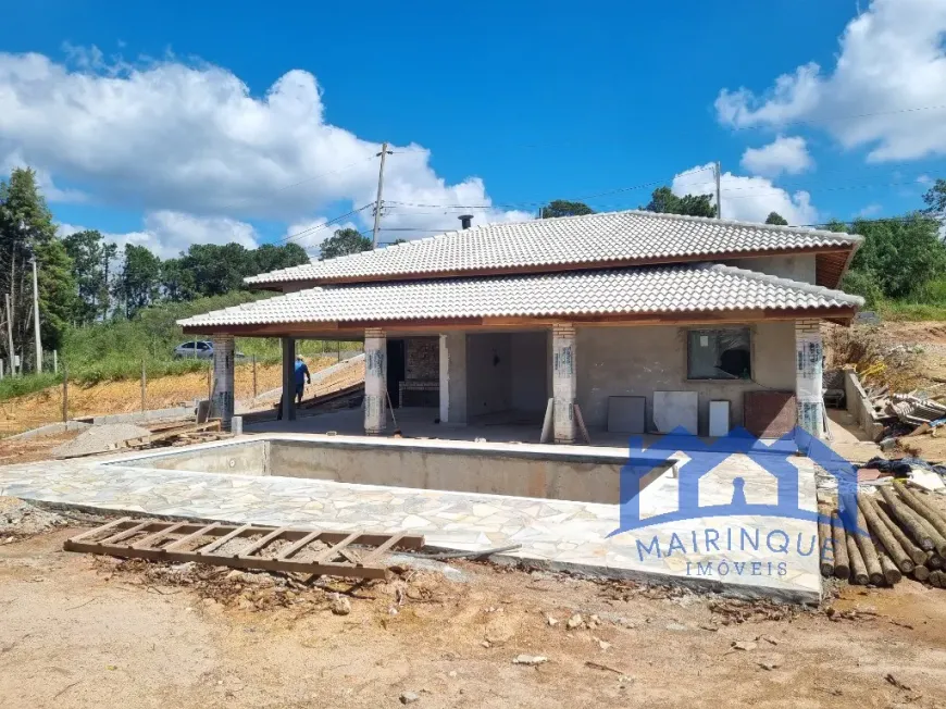 Foto 1 de Fazenda/Sítio com 3 Quartos à venda, 1000m² em Dona Catarina, Mairinque