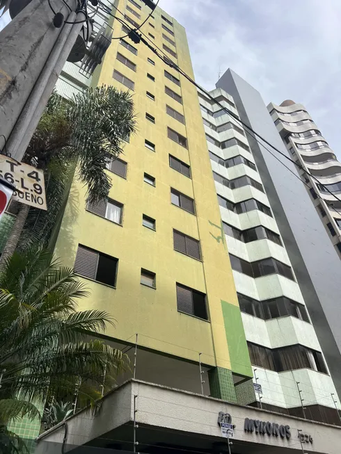 Foto 1 de Apartamento com 2 Quartos à venda, 67m² em Setor Bueno, Goiânia