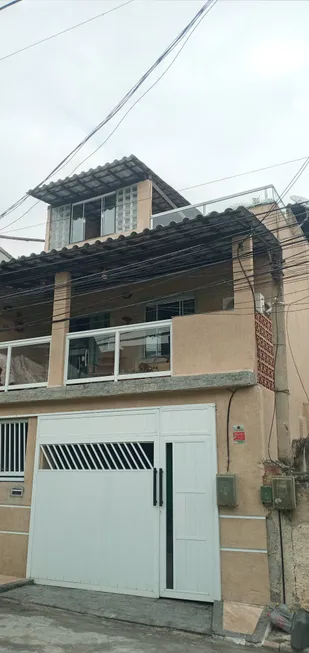 Foto 1 de Casa com 4 Quartos à venda, 130m² em Paraíso, São Gonçalo