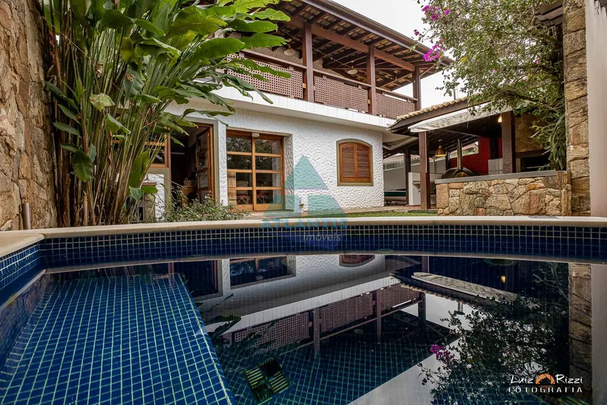 Foto 1 de Casa com 4 Quartos à venda, 227m² em Lagoinha, Ubatuba
