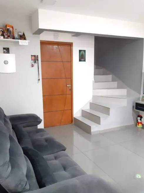 Foto 1 de Cobertura com 2 Quartos à venda, 77m² em Vila Palmares, Santo André