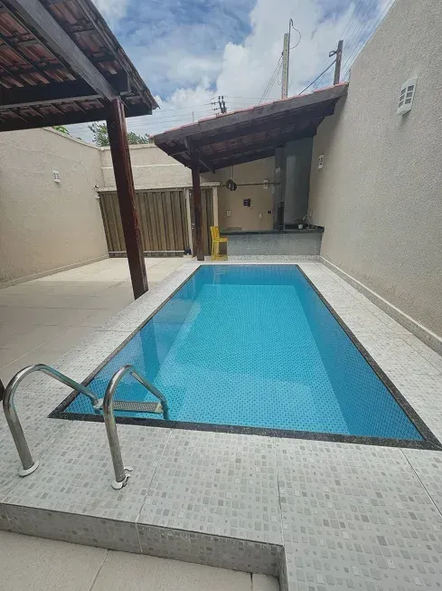 Foto 1 de Casa com 3 Quartos à venda, 98m² em Itapuã, Salvador