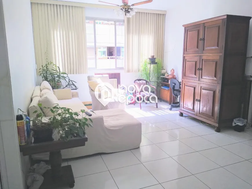 Foto 1 de Apartamento com 3 Quartos à venda, 113m² em Lagoa, Rio de Janeiro