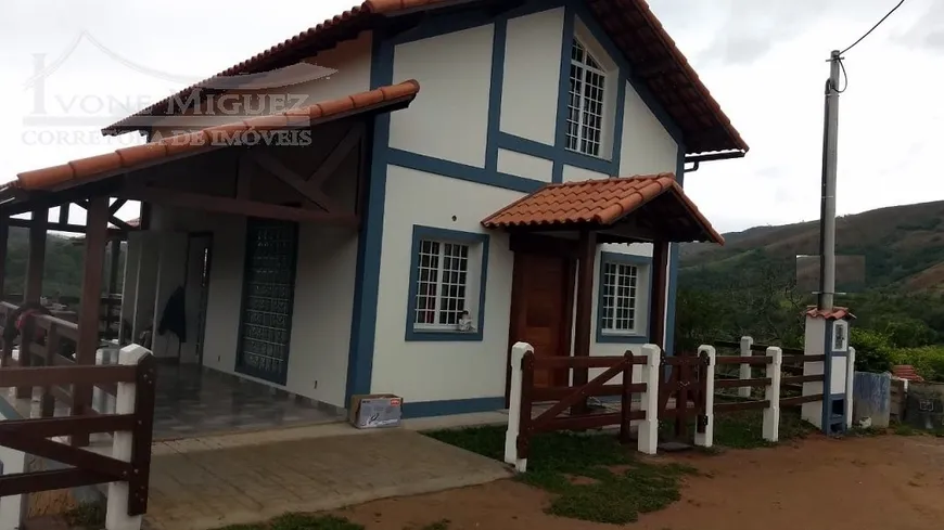 Foto 1 de Casa com 3 Quartos à venda, 657m² em , Paty do Alferes