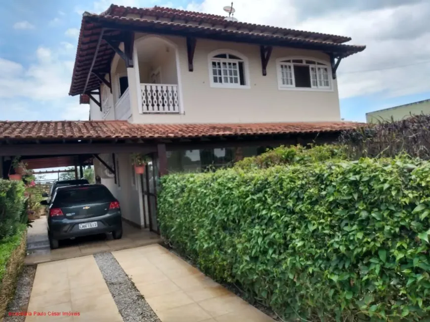 Foto 1 de Casa com 5 Quartos à venda, 432m² em Praça da Bandeira, Araruama