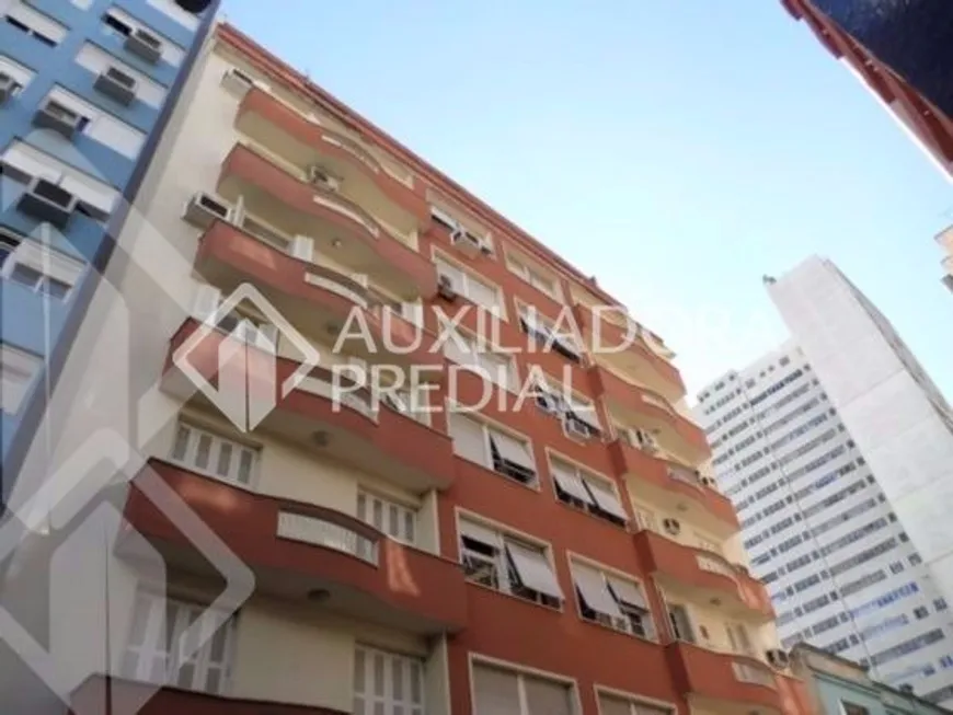 Foto 1 de Apartamento com 3 Quartos à venda, 131m² em Centro Histórico, Porto Alegre