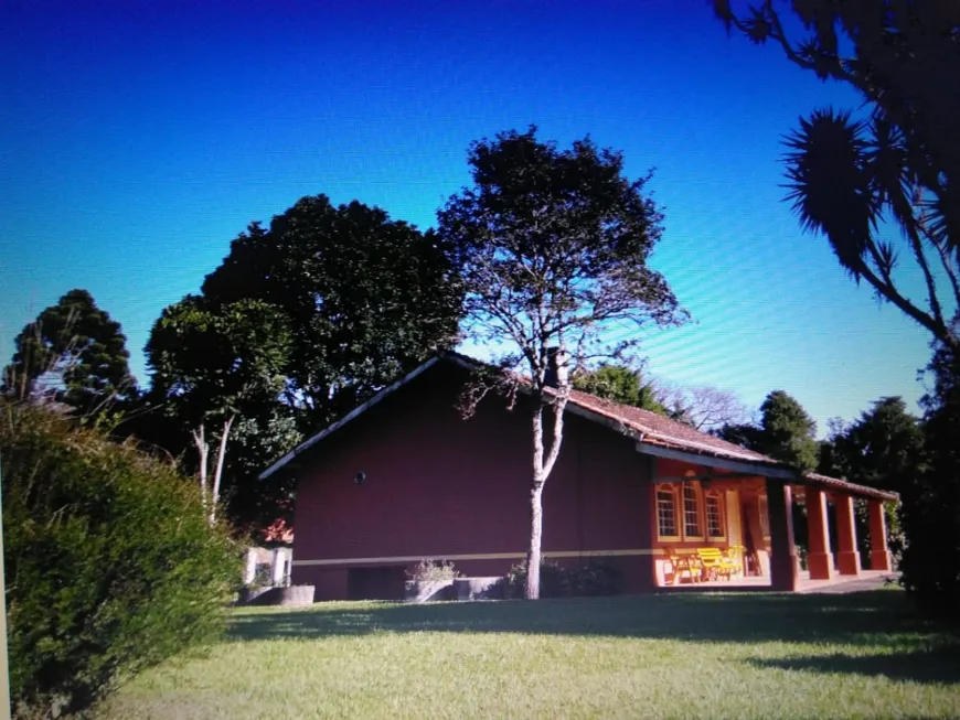 Foto 1 de Fazenda/Sítio com 9 Quartos à venda, 40000m² em Araras dos Pereiras, Bragança Paulista