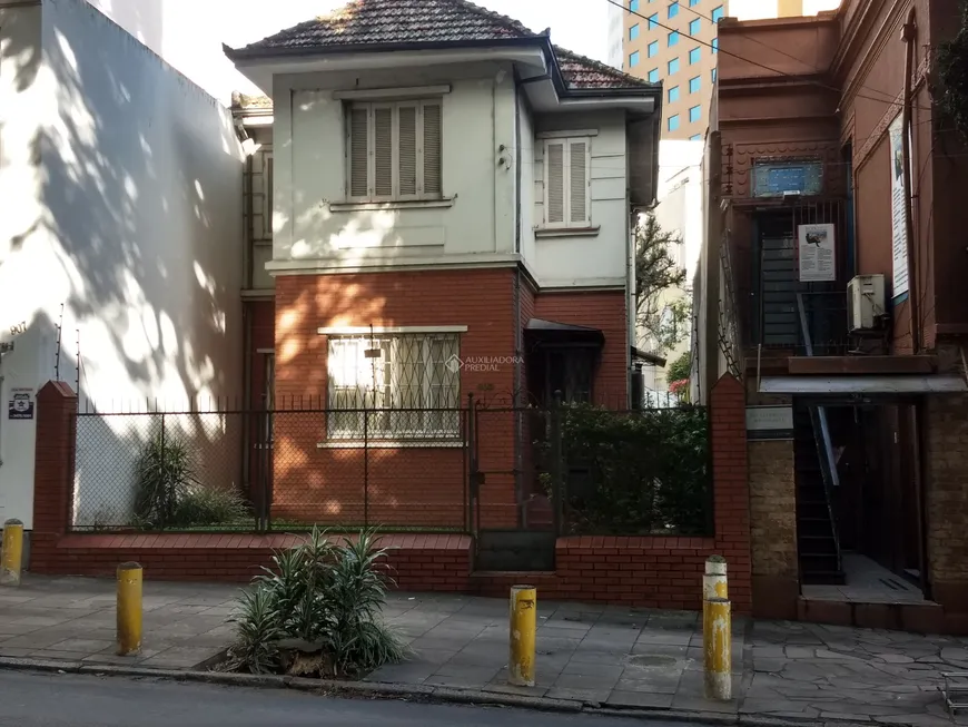 Foto 1 de Casa com 4 Quartos à venda, 340m² em Moinhos de Vento, Porto Alegre