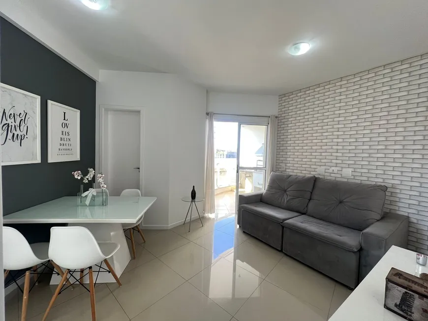 Foto 1 de Apartamento com 2 Quartos à venda, 65m² em Loteamento Mogilar, Mogi das Cruzes