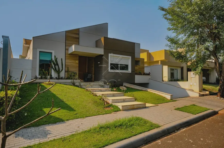 Foto 1 de Casa de Condomínio com 3 Quartos à venda, 350m² em Campos do Iguacu, Foz do Iguaçu