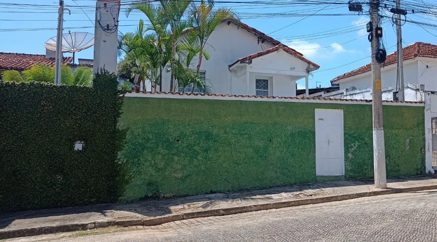 Foto 1 de Casa com 3 Quartos à venda, 180m² em Vila Regina Celia, Cruzeiro