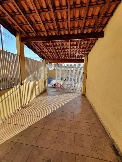 Foto 1 de Casa com 4 Quartos à venda, 120m² em Conjunto Habitacional Dom Pedro II, São José dos Campos