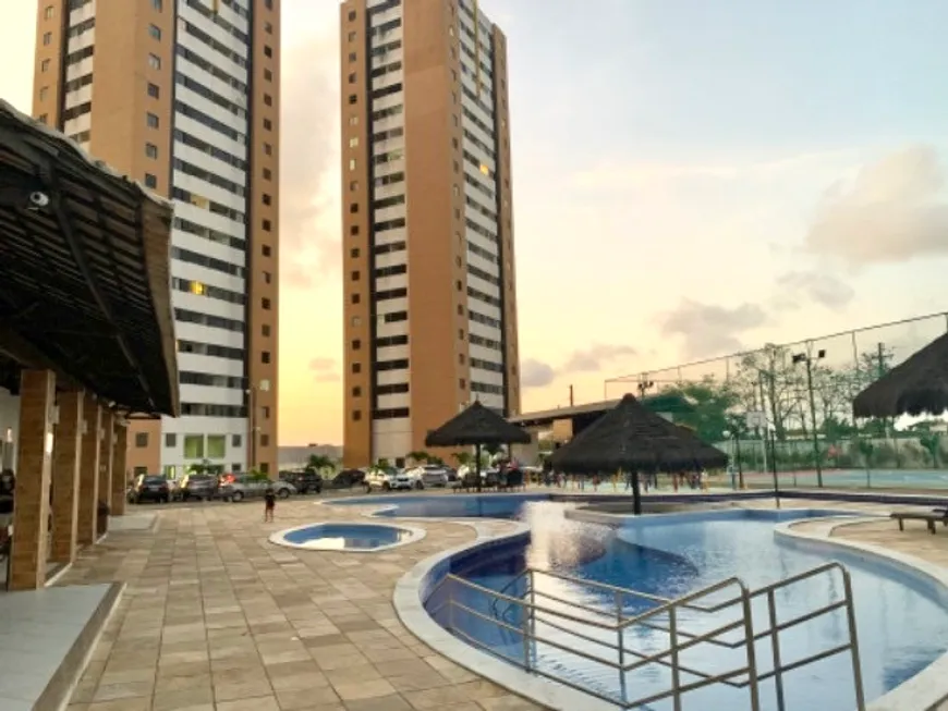 Foto 1 de Apartamento com 3 Quartos à venda, 84m² em Pitimbu, Natal