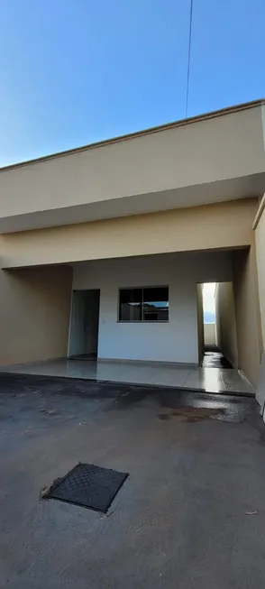 Foto 1 de Casa com 2 Quartos à venda, 70m² em , Santo Antônio de Goiás