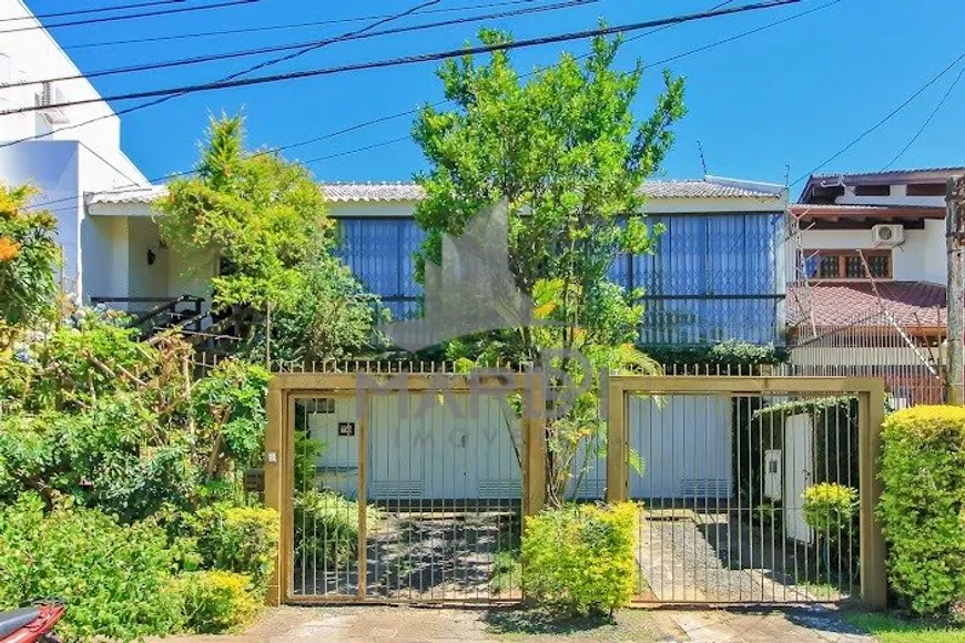 Foto 1 de Casa com 3 Quartos à venda, 250m² em Jardim Isabel, Porto Alegre