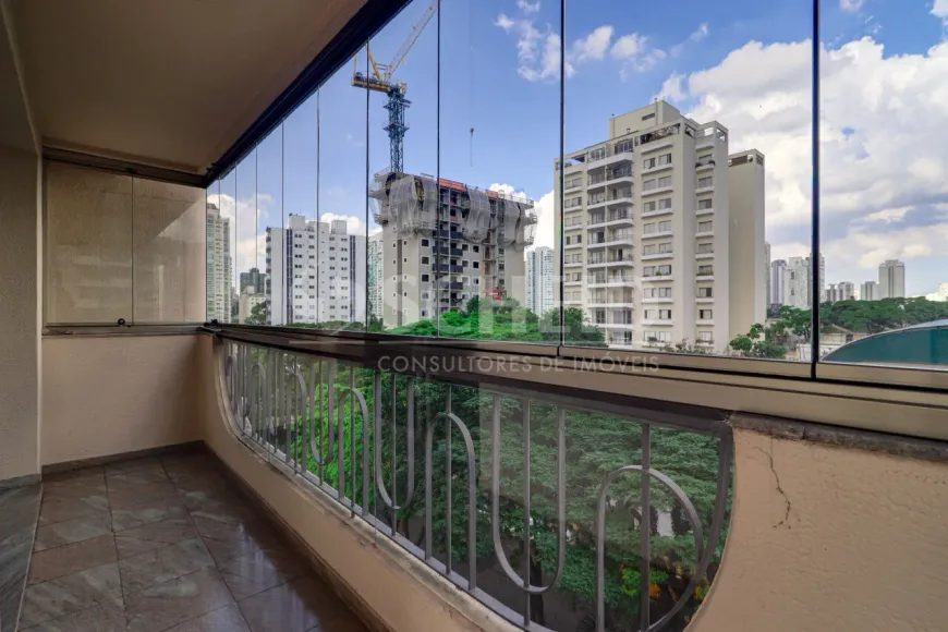 Foto 1 de Apartamento com 3 Quartos à venda, 161m² em Brooklin, São Paulo