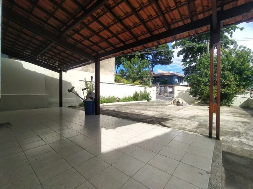Foto 1 de Casa com 4 Quartos para alugar, 117m² em Venda Nova, Belo Horizonte