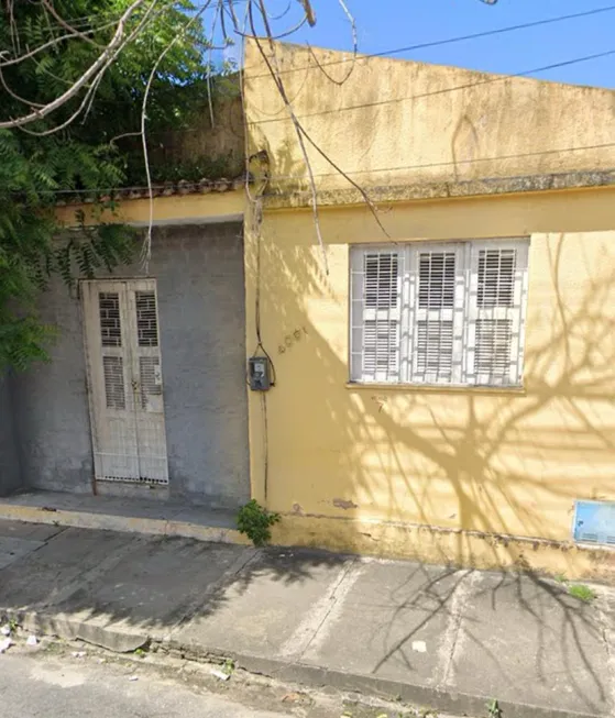 Foto 1 de Casa com 3 Quartos para alugar, 65m² em São João do Tauape, Fortaleza