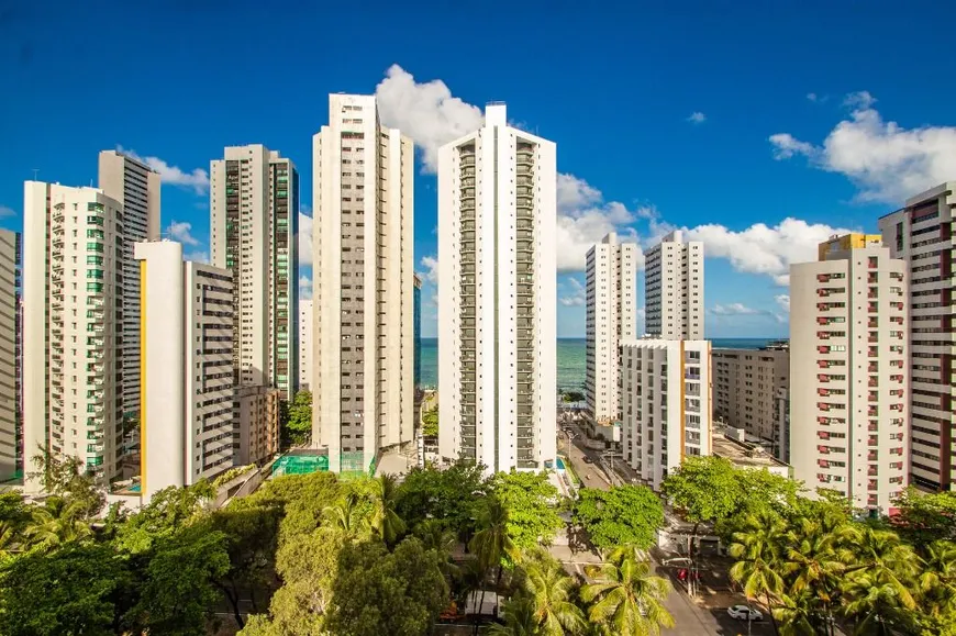 Foto 1 de Apartamento com 3 Quartos à venda, 105m² em Boa Viagem, Recife