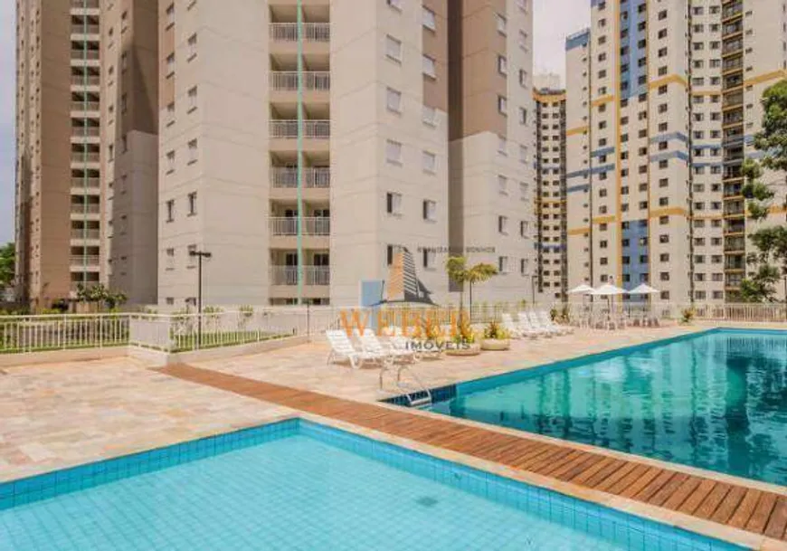 Foto 1 de Apartamento com 3 Quartos à venda, 70m² em Jardim Henriqueta, Taboão da Serra