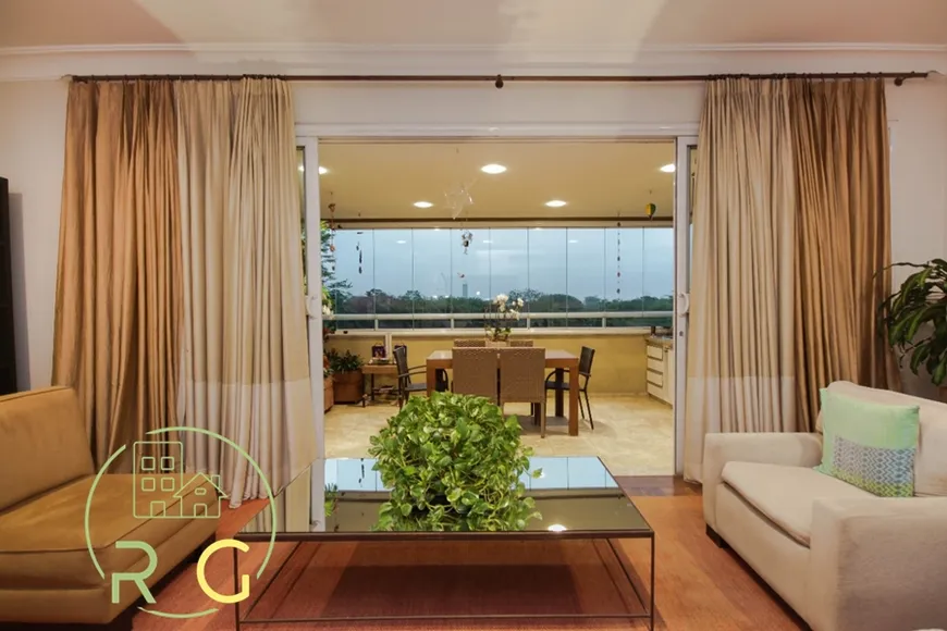 Foto 1 de Apartamento com 3 Quartos à venda, 264m² em Alto de Pinheiros, São Paulo