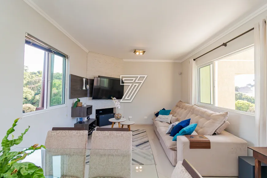 Foto 1 de Casa de Condomínio com 3 Quartos à venda, 184m² em Vista Alegre, Curitiba