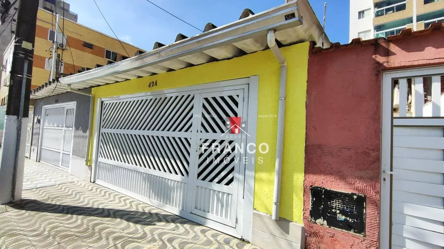 Foto 1 de Casa com 3 Quartos à venda, 90m² em Vila Tupi, Praia Grande