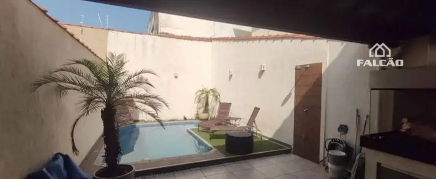 Foto 1 de Sobrado com 4 Quartos à venda, 154m² em Canto do Forte, Praia Grande