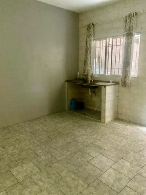 Foto 1 de Casa com 1 Quarto para alugar, 40m² em Jardim Elisa Maria, São Paulo