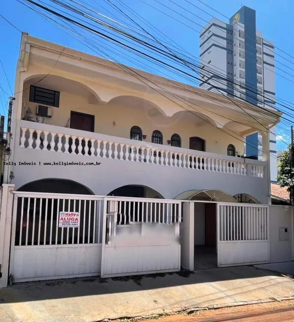 Foto 1 de Casa com 4 Quartos para alugar, 200m² em Vila Liberdade, Presidente Prudente