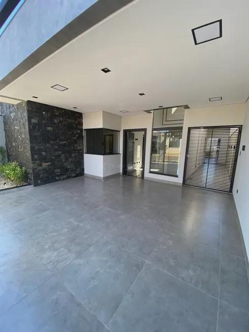 Foto 1 de Casa com 3 Quartos à venda, 136m² em Jardim Pilar, Maringá