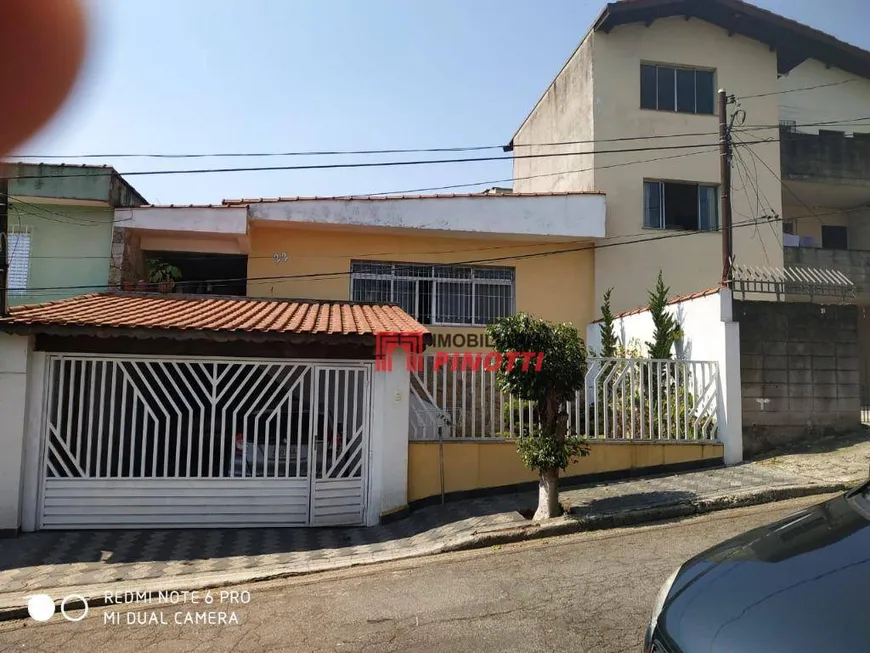 Foto 1 de Casa com 4 Quartos para venda ou aluguel, 220m² em Dos Casa, São Bernardo do Campo