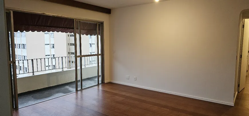 Foto 1 de Apartamento com 3 Quartos à venda, 202m² em Vila Romana, São Paulo