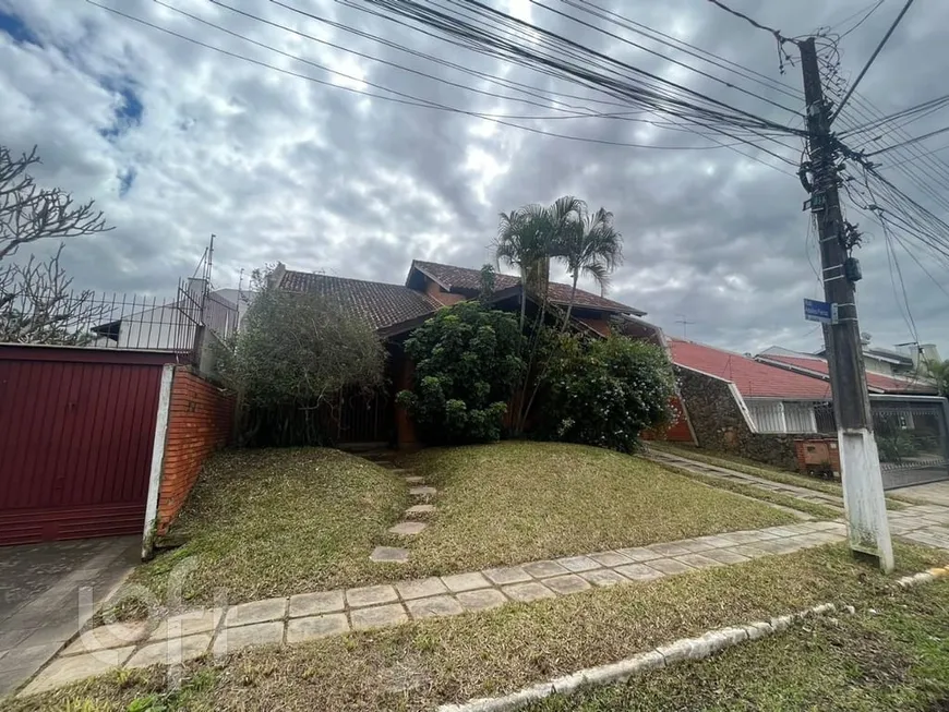 Foto 1 de Casa com 3 Quartos à venda, 337m² em São José, São Leopoldo