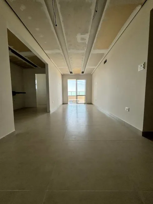 Foto 1 de Apartamento com 2 Quartos à venda, 87m² em Maracanã, Praia Grande
