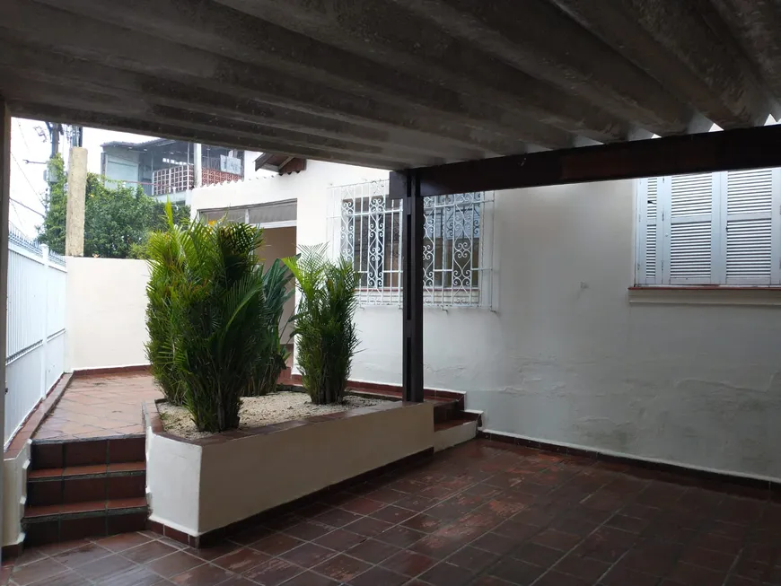 Foto 1 de Casa com 2 Quartos à venda, 90m² em Campo Grande, São Paulo