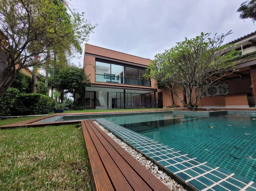 Foto 1 de Casa com 4 Quartos à venda, 600m² em Jardim Guedala, São Paulo