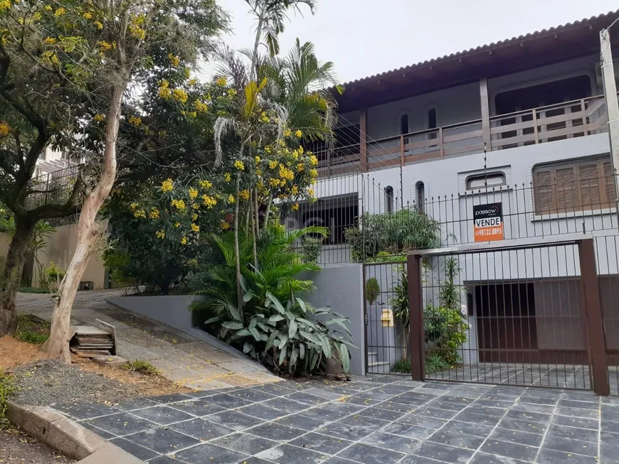 Foto 1 de Casa com 4 Quartos à venda, 203m² em Cristal, Porto Alegre