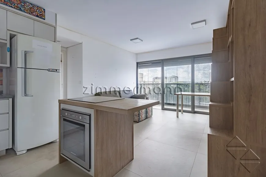 Foto 1 de Apartamento com 1 Quarto à venda, 68m² em Vila Madalena, São Paulo