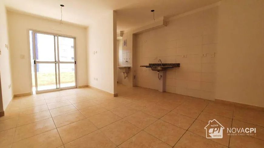 Foto 1 de Apartamento com 2 Quartos à venda, 59m² em Vila Guilhermina, Praia Grande