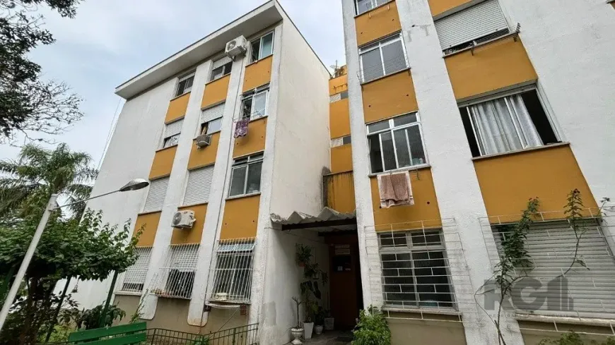 Foto 1 de Apartamento com 2 Quartos à venda, 47m² em Vila Nova, Porto Alegre