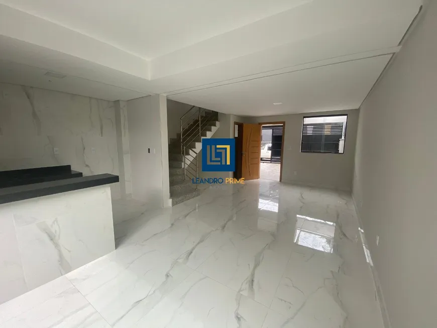 Foto 1 de Casa com 3 Quartos à venda, 130m² em Santa Mônica, Belo Horizonte