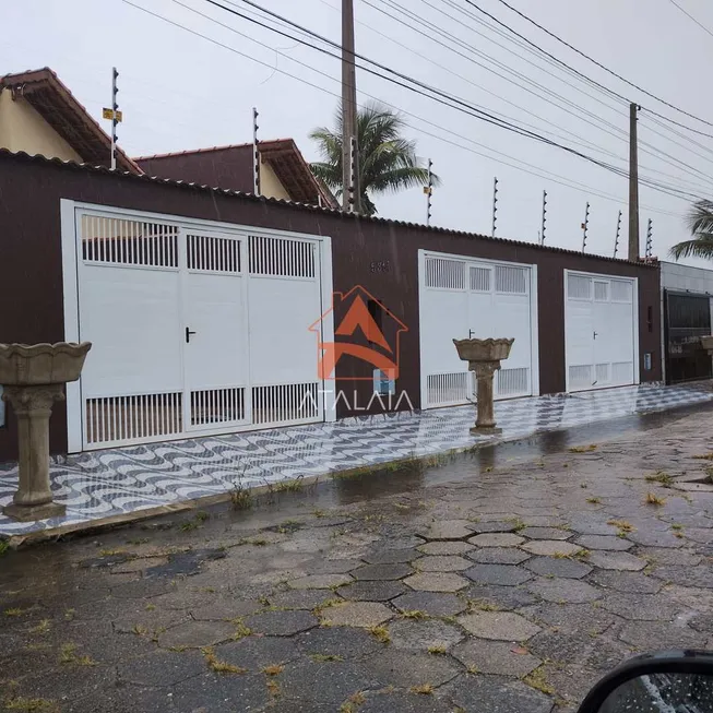 Foto 1 de Casa com 2 Quartos à venda, 75m² em Atlantica, Mongaguá