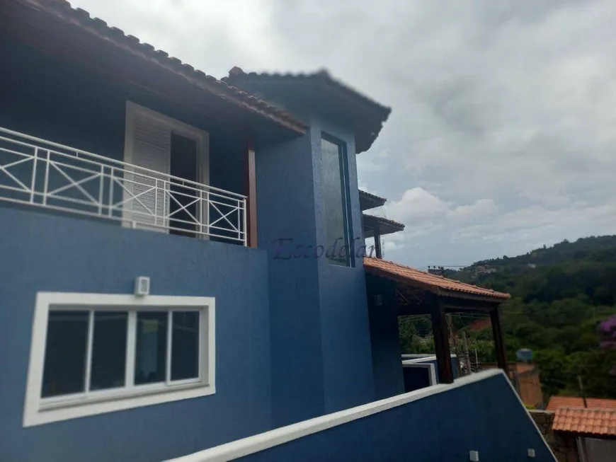 Foto 1 de Casa com 3 Quartos à venda, 303m² em Parque Petrópolis, Mairiporã