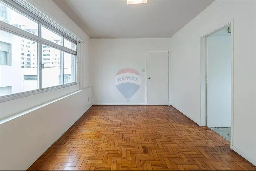 Foto 1 de Apartamento com 2 Quartos à venda, 95m² em Higienópolis, São Paulo
